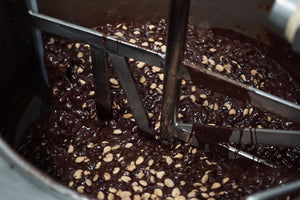 Turrón de Chocolate Puro 70 % con Almendra Marcona
